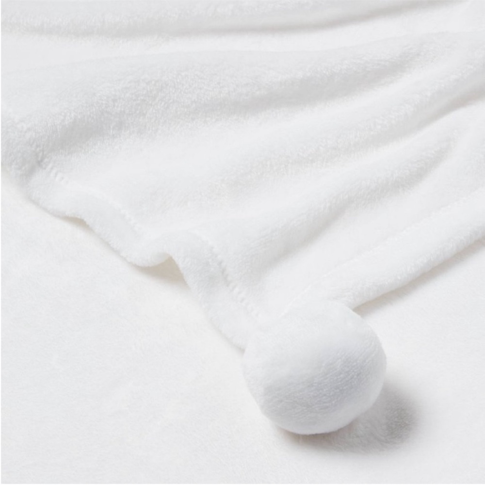Plush White Pom Pom Blanket - Picture 2 of 7